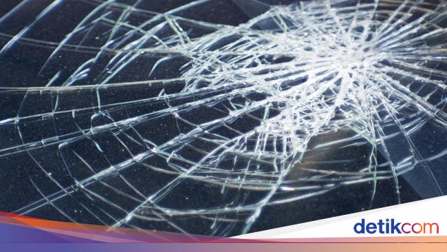 Pemotor Wanita Tewas Dihantam Dump Truk di Rumpin Bogor