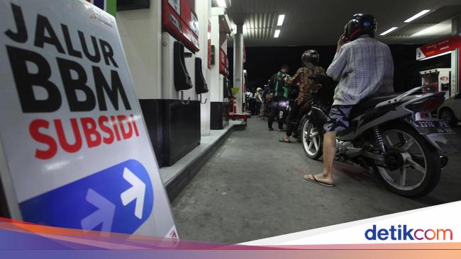 Viral Mobil Pelat Merah di Tasikmalaya Isi Pertalite di SPBU, Ini Faktanya