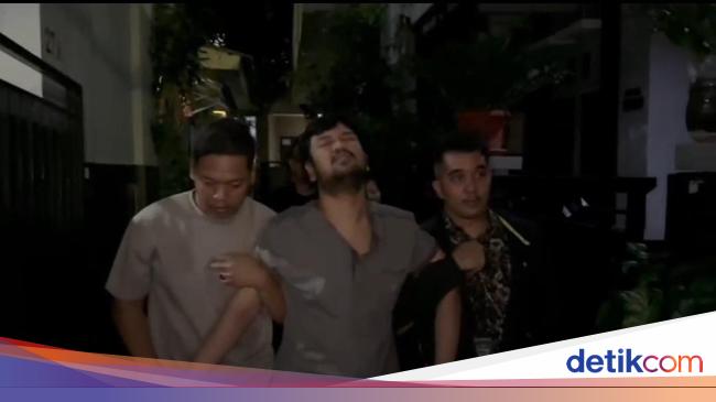 Penyebar Video Porno Anak Mewek Saat Ditangkap di Jakbar