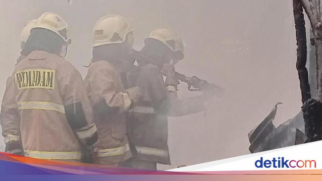 3 Rumah di Kalideres Jakbar Kebakaran, Diduga Akibat Korsleting Listrik