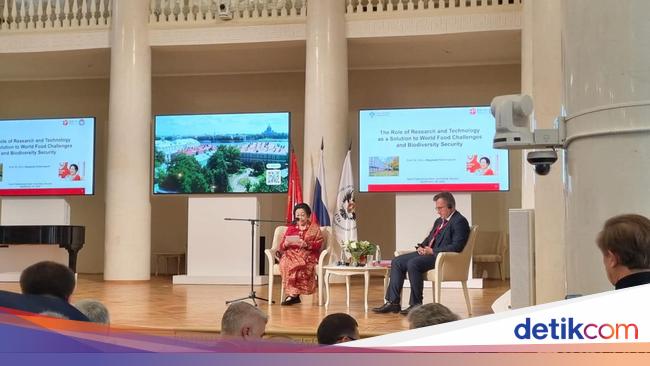 Megawati Jelaskan Falsafah Pancasila di Hadapan Rektor se-Rusia