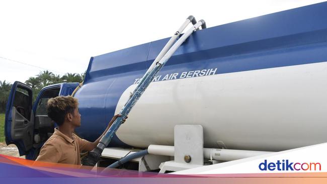 Penjual Air di Sepaku Dekat IKN Kantongi Jutaan Rupiah per Hari