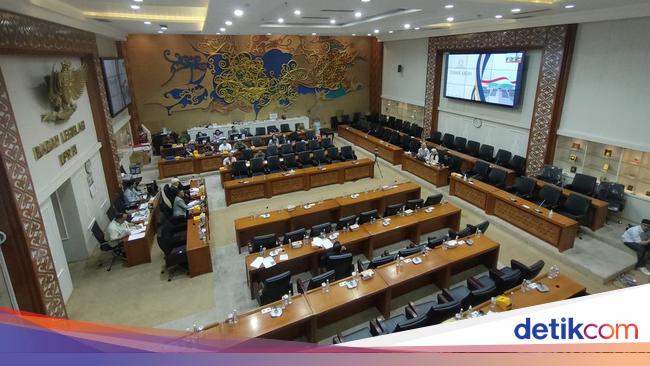 DPR Berencana Beri Tanda Kehormatan ke Anggota Dewan yang Dinilai Berjasa