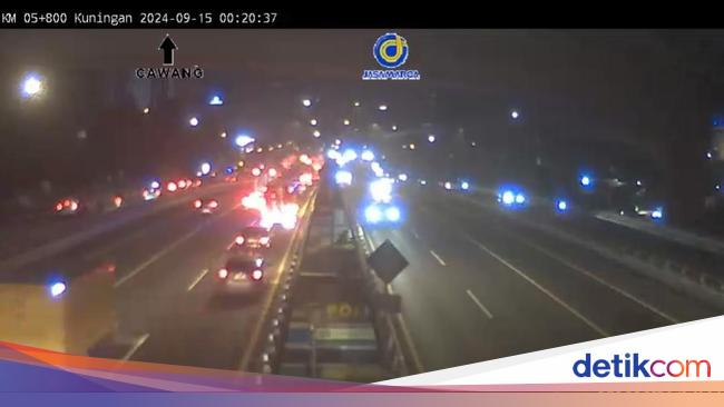 Ada Kecelakaan di Tol Dalkot Kuningan Arah Cawang, Lalin Macet