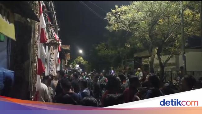 Kampung di Surabaya Diserang OTK, Ada Korban Luka dan Rumah Rusak