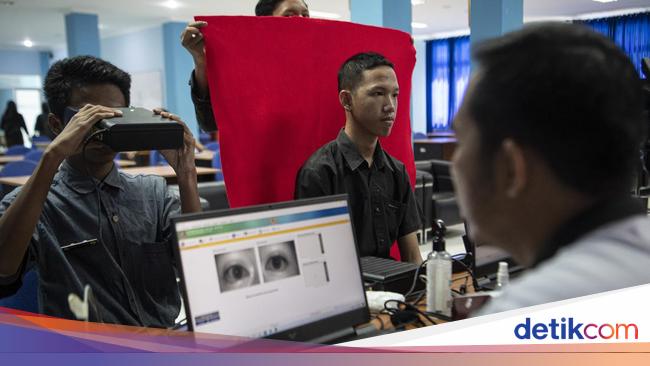 4 Tips Foto KTP Agar Hasilnya Bagus dan Tidak Perlu Diulang