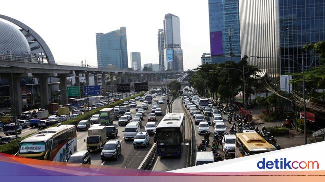 Bahu Jalan Ruas Tol Semanggi-Cawang Boleh Dilintasi, Ini Jadwalnya