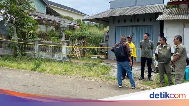 Pria Sukabumi Bunuh Kakak gegara Tanah Warisan, Korban Disabet Samurai