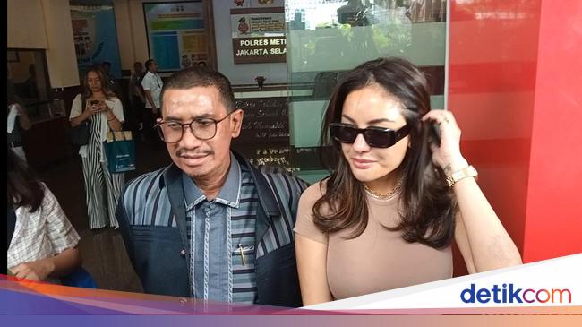 Kuasa Hukum Bantah Nikita Mirzani Peras-Ancam Bos Skincare: Tak Kenal!