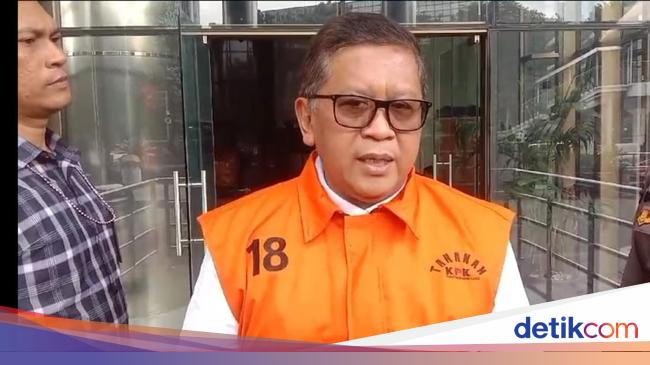 Rompi Oranye dan Borgol Lambang Perjuangan Saya