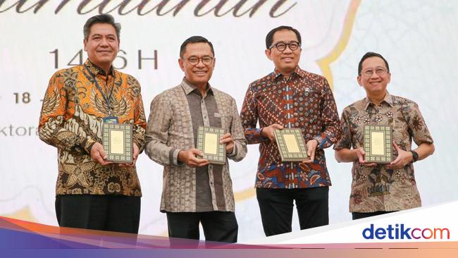 Ikut Bazar Ramadan Kemenperin, APP Group Wakafkan 2.000 Al-Qur’an