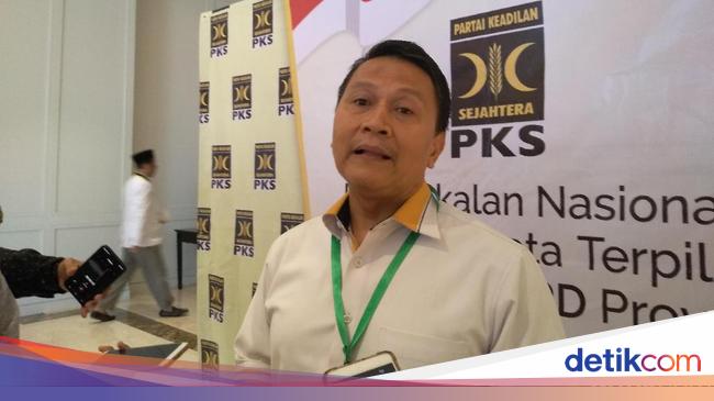 PKS Tak Masalah Ormas Gerakan Rakyat Gunakan Warna Oranye: Monggo