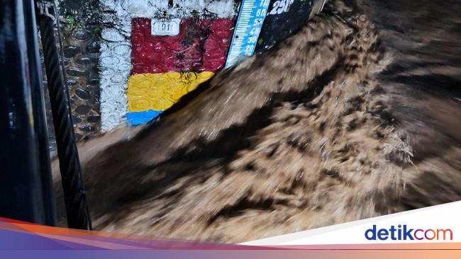 Bendung Katulampa Siaga 1, Limpasan Air Diprediksi Tiba di Jakarta Senin Pagi