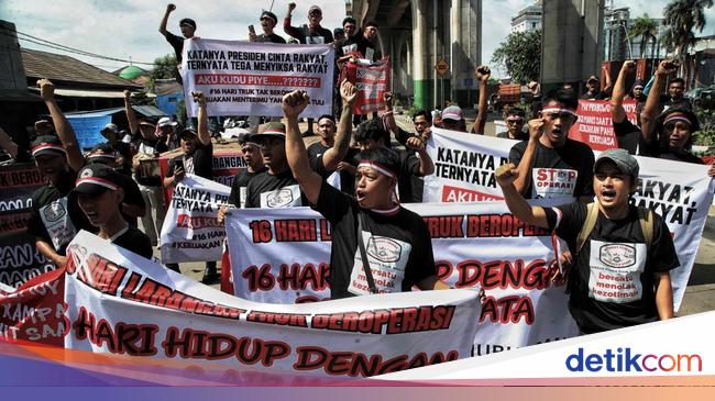 Sopir Truk Protes Kemenhub karena Dilarang Melintas 16 Hari: Ugal-ugalan!