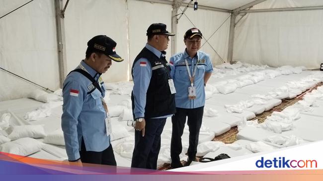 Waspada Suhu Super Panas, Jemaah Haji Diminta Tak Keluar Tenda Saat Wukuf