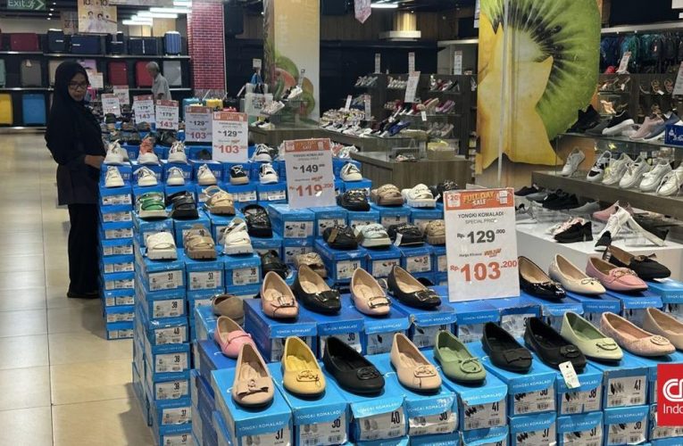 Produk Fesyen Diburu di Transmart Full Day Sale, Diskon hingga 70%