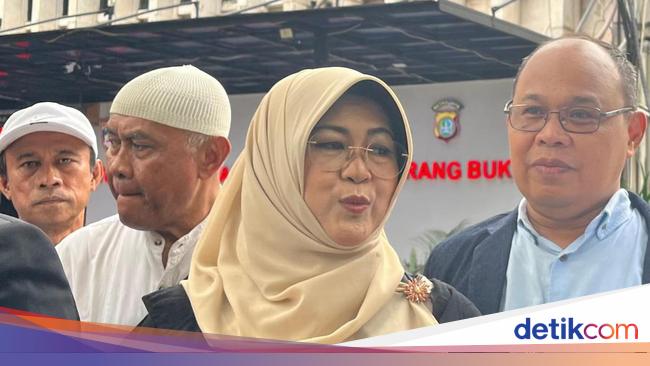Saya Berhak Lihat Ijazah Asli Jokowi